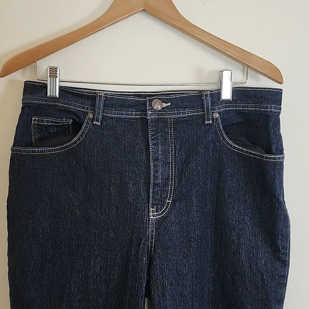 Gloria Vanderbilt Amanda Line Women's Dark Blue Denim Jeans, Size 14 Average